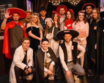 Корпоратив на Новый год 2026 в Южно-Сахалинске — как развлечь коллег, не нарушив трудовой кодекс