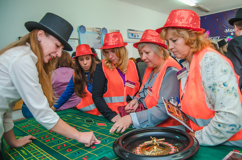 Отметить День строителя в Южно-Сахалинске с Квесторией